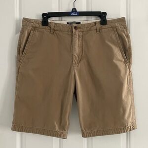 Vintage Y2K Abercrombie and Fitch Mens Khaki Shorts 36 Tan Chino 10” Preppy